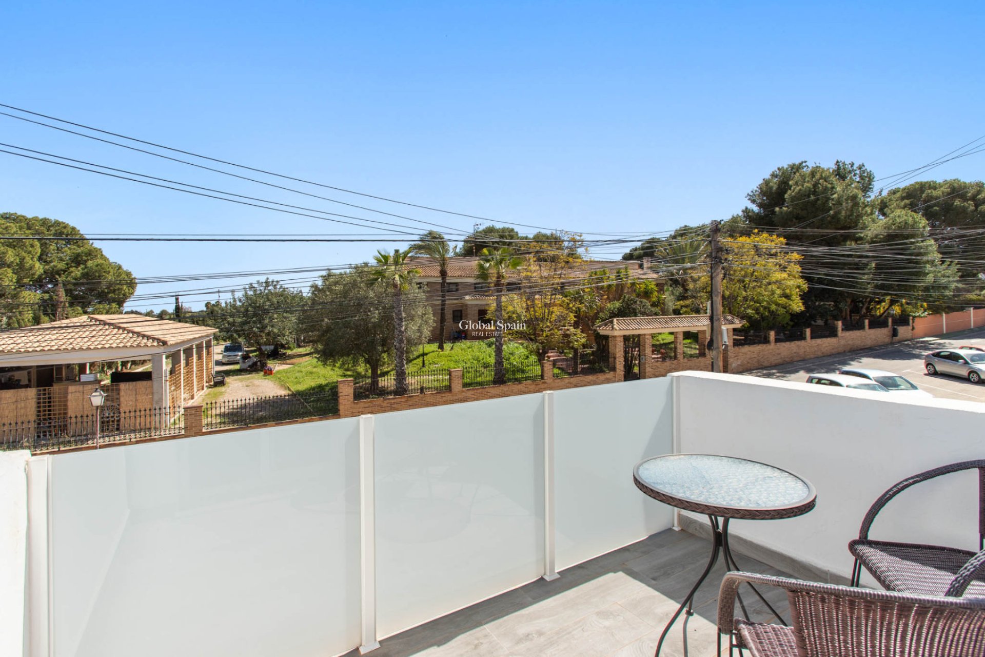 Revente - APPARTEMENT -
TORREVIEJA - Lago jardin