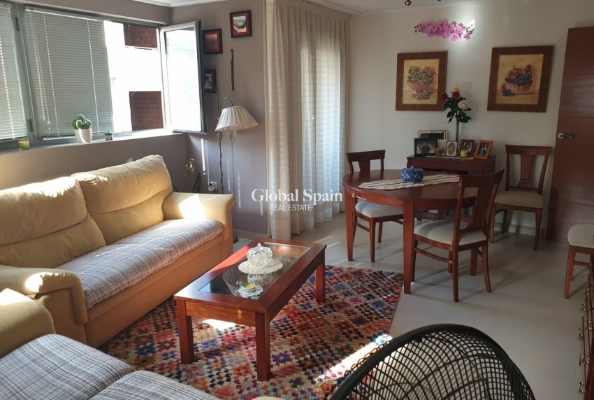 Revente - APPARTEMENT -
TORREVIEJA - Las Piscinas Naturales