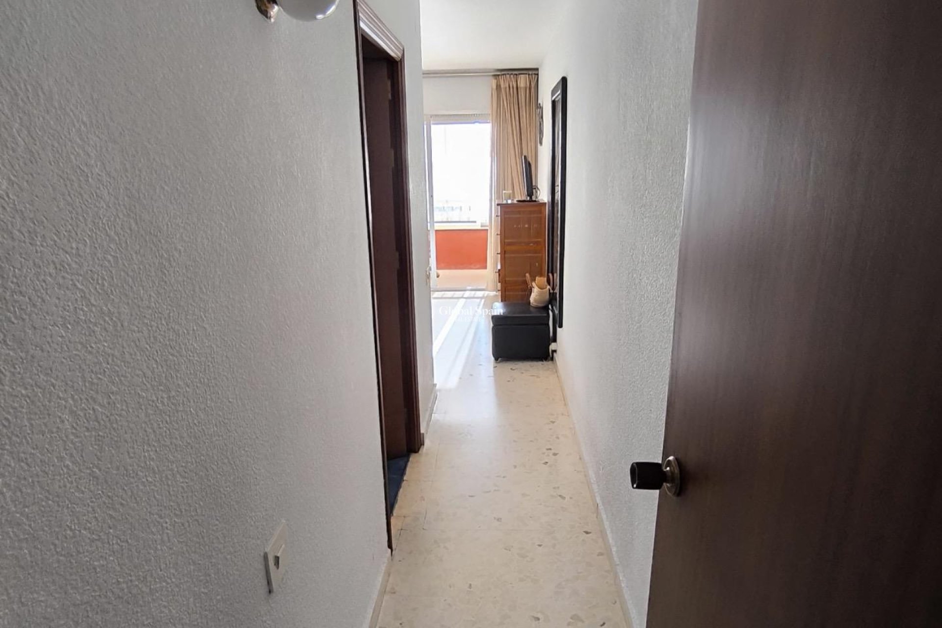 Revente - APPARTEMENT -
TORREVIEJA - Las Piscinas Naturales