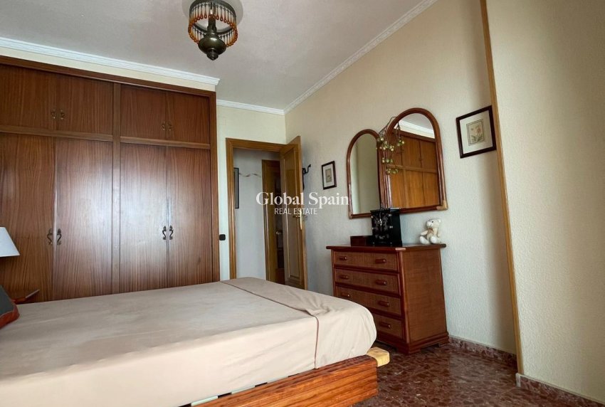 Revente - APPARTEMENT -
TORREVIEJA - Las Piscinas Naturales