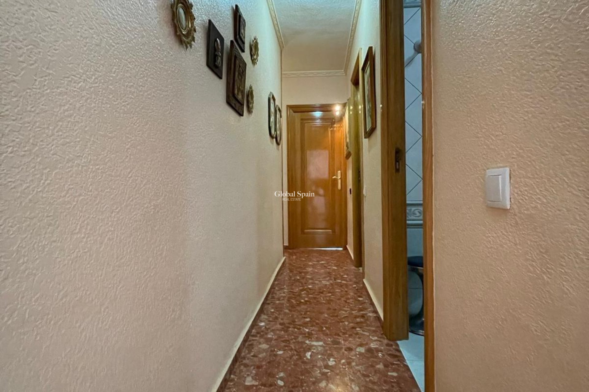 Revente - APPARTEMENT -
TORREVIEJA - Las Piscinas Naturales
