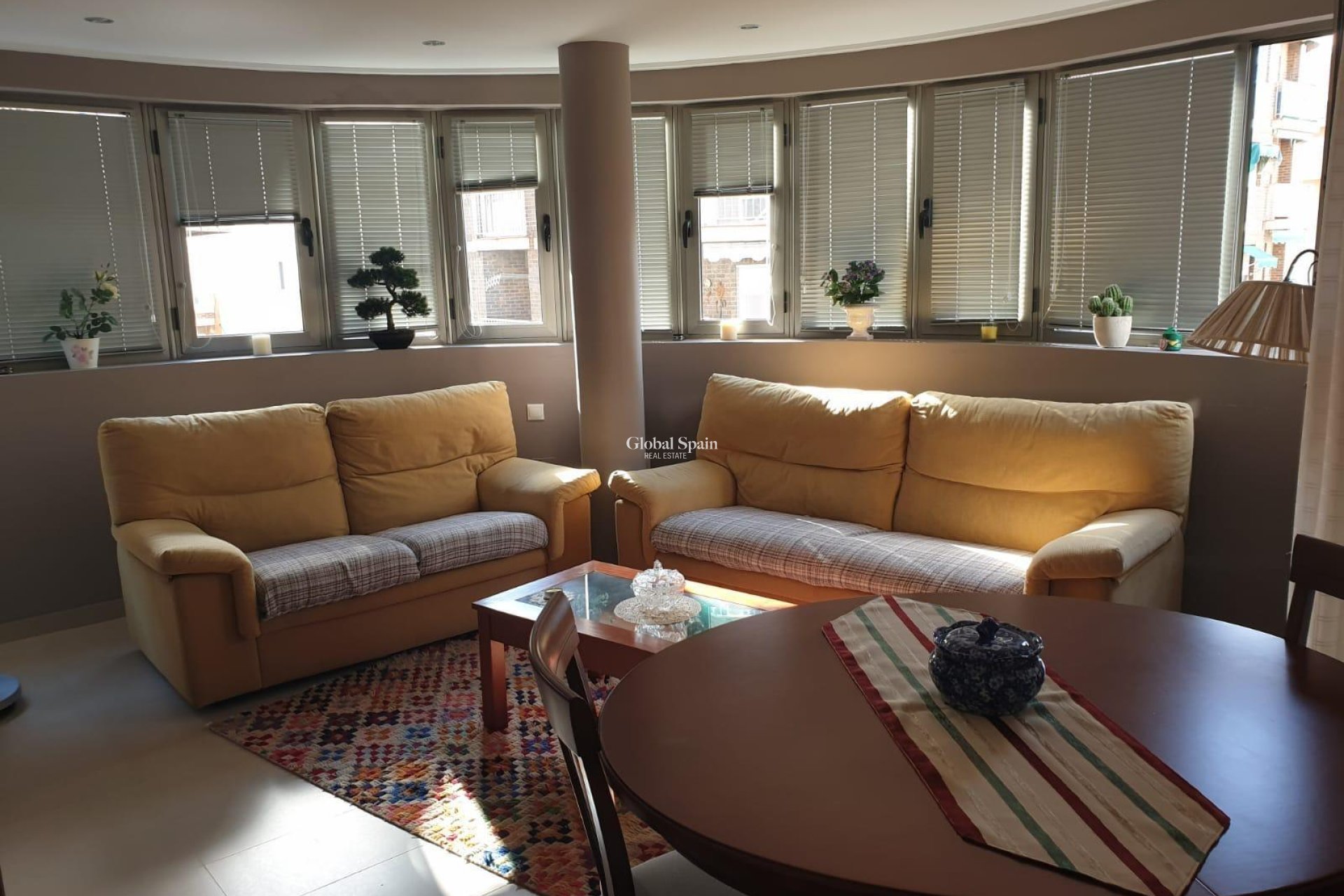 Revente - APPARTEMENT -
TORREVIEJA - Las Piscinas Naturales