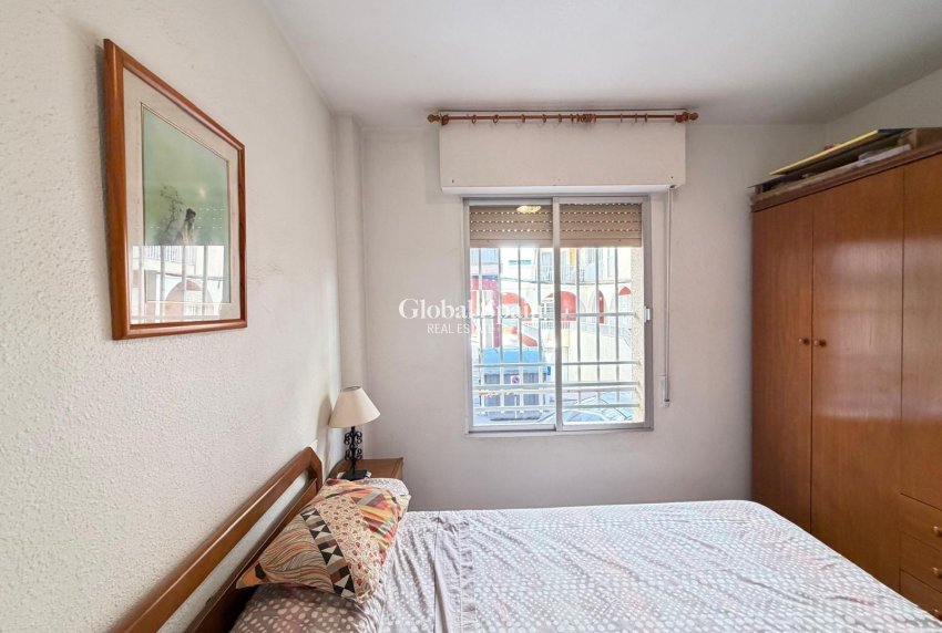 Revente - APPARTEMENT -
TORREVIEJA - Las Piscinas Naturales