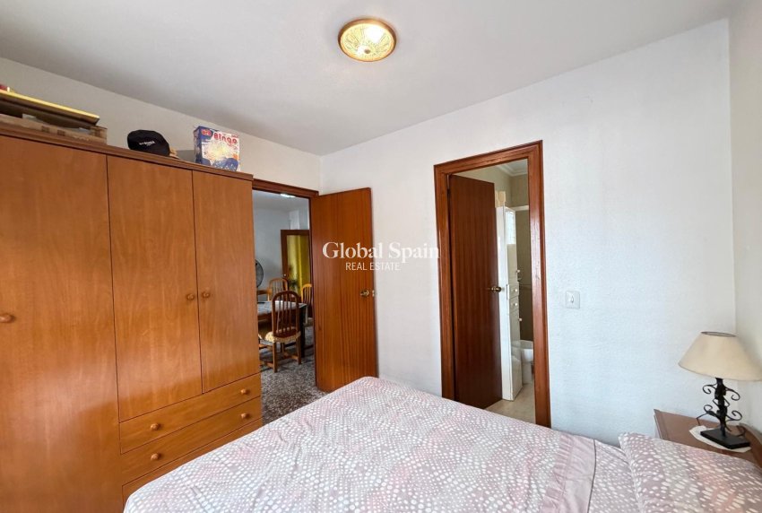 Revente - APPARTEMENT -
TORREVIEJA - Las Piscinas Naturales