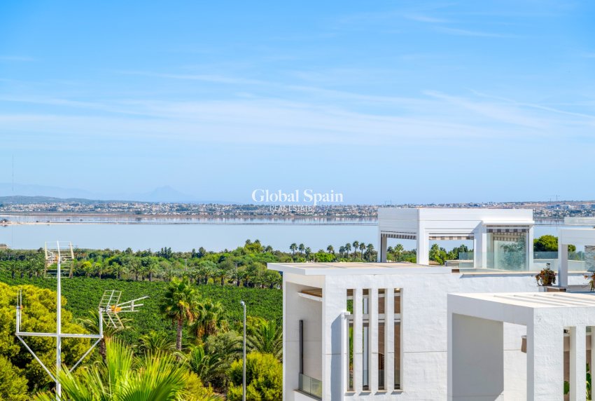 Revente - APPARTEMENT -
TORREVIEJA - Los Balcones - Los Altos del Edén