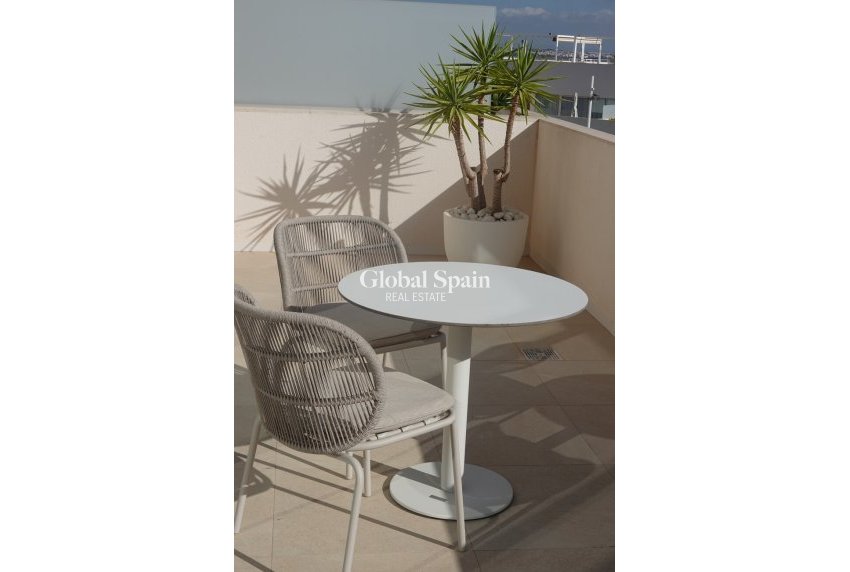 Revente - APPARTEMENT -
TORREVIEJA - LOS BALCONES - LOS ALTOS