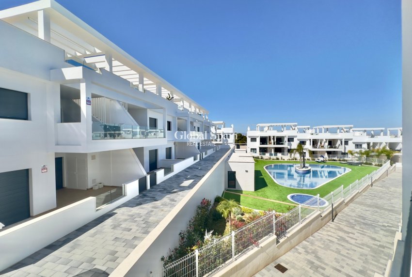 Revente - APPARTEMENT -
TORREVIEJA - LOS BALCONES - LOS ALTOS