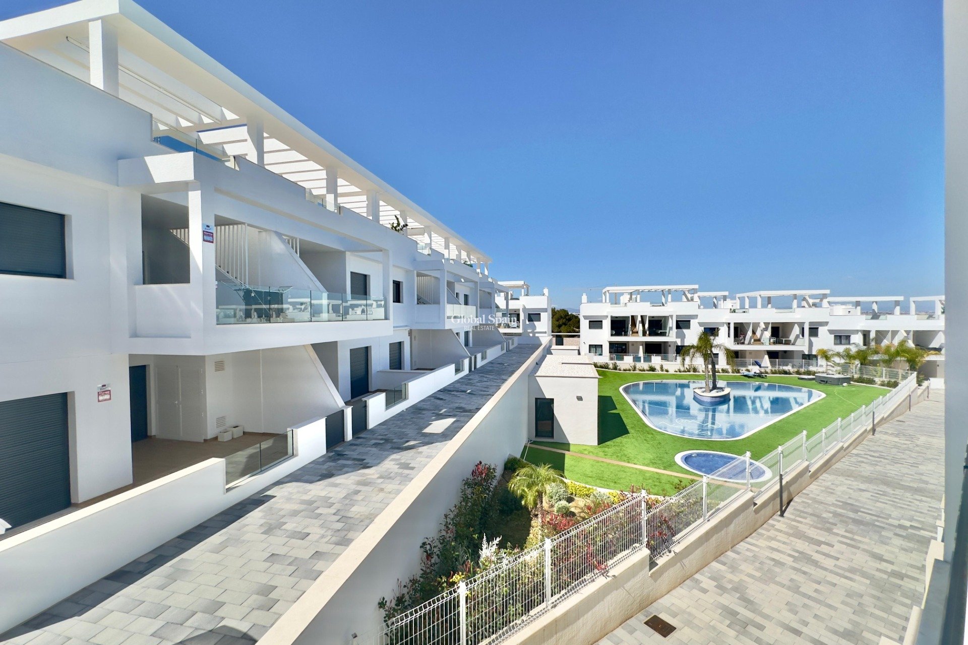 Revente - APPARTEMENT -
TORREVIEJA - LOS BALCONES - LOS ALTOS