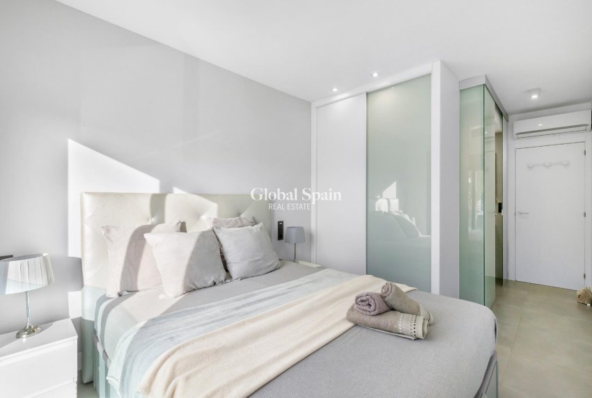 Revente - APPARTEMENT -
TORREVIEJA - LOS BALCONES - LOS ALTOS
