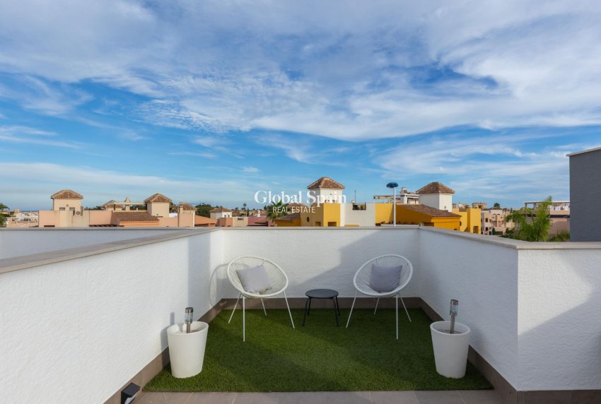Revente - APPARTEMENT -
TORREVIEJA - LOS BALCONES - LOS ALTOS