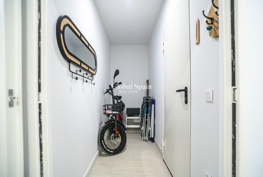 Revente - APPARTEMENT -
TORREVIEJA - LOS BALCONES - LOS ALTOS