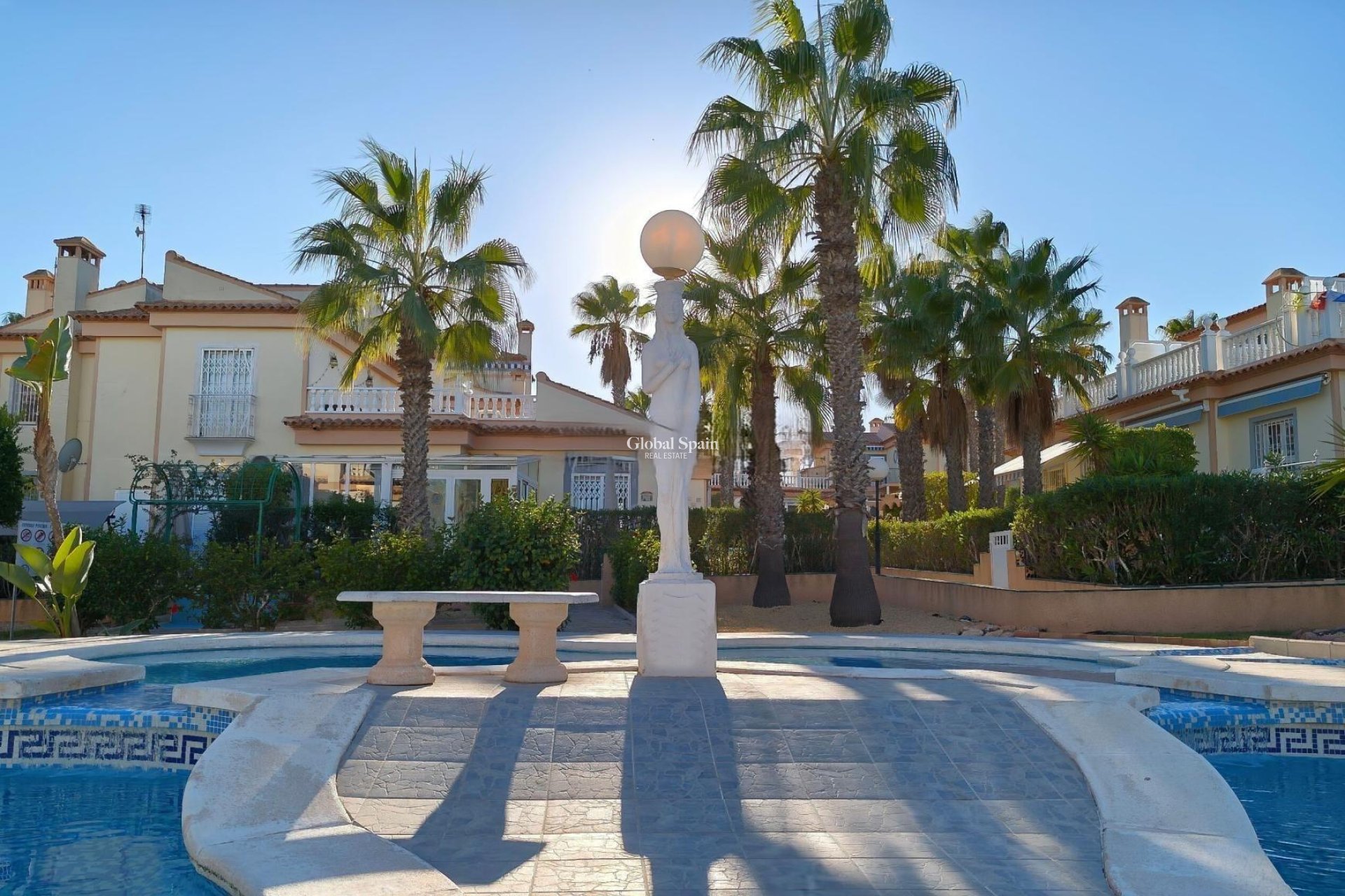 Revente - APPARTEMENT -
TORREVIEJA - LOS BALCONES - LOS ALTOS