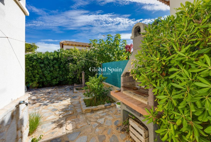 Revente - APPARTEMENT -
TORREVIEJA - LOS BALCONES - LOS ALTOS