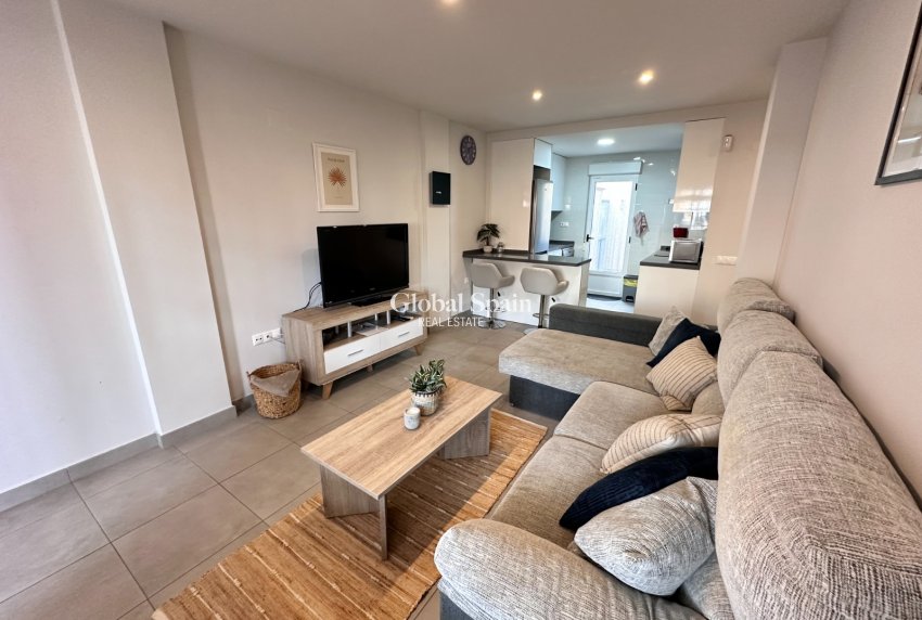 Revente - APPARTEMENT -
TORREVIEJA - LOS BALCONES - LOS ALTOS