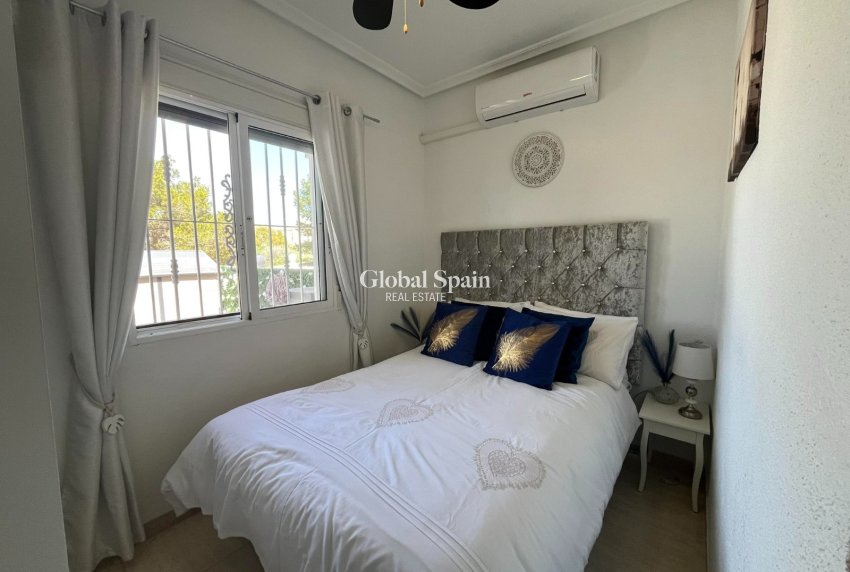 Revente - APPARTEMENT -
TORREVIEJA - LOS BALCONES - LOS ALTOS