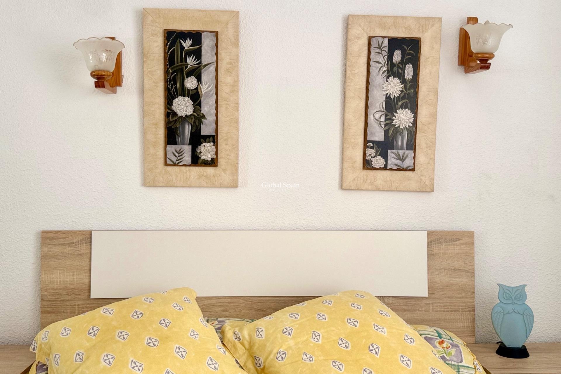 Revente - APPARTEMENT -
TORREVIEJA - Los Europeos