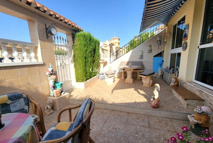 Revente - APPARTEMENT -
TORREVIEJA - Los Frutales