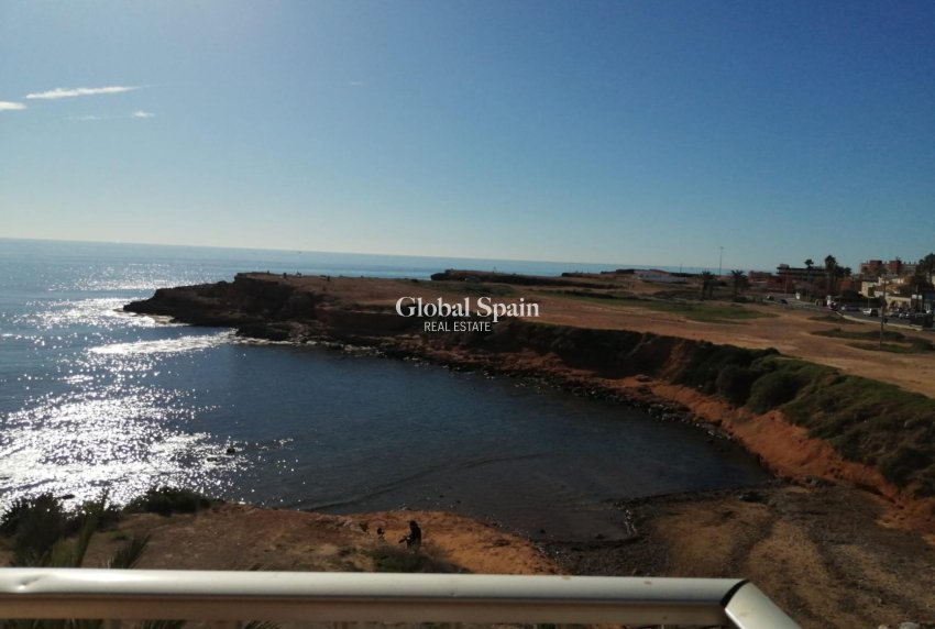 Revente - APPARTEMENT -
TORREVIEJA - Los Frutales