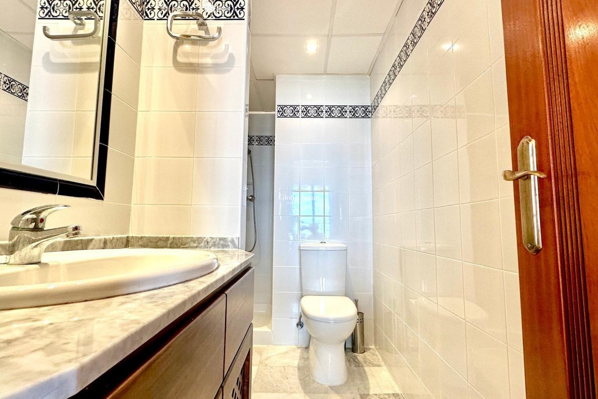 Revente - APPARTEMENT -
TORREVIEJA - Los Frutales