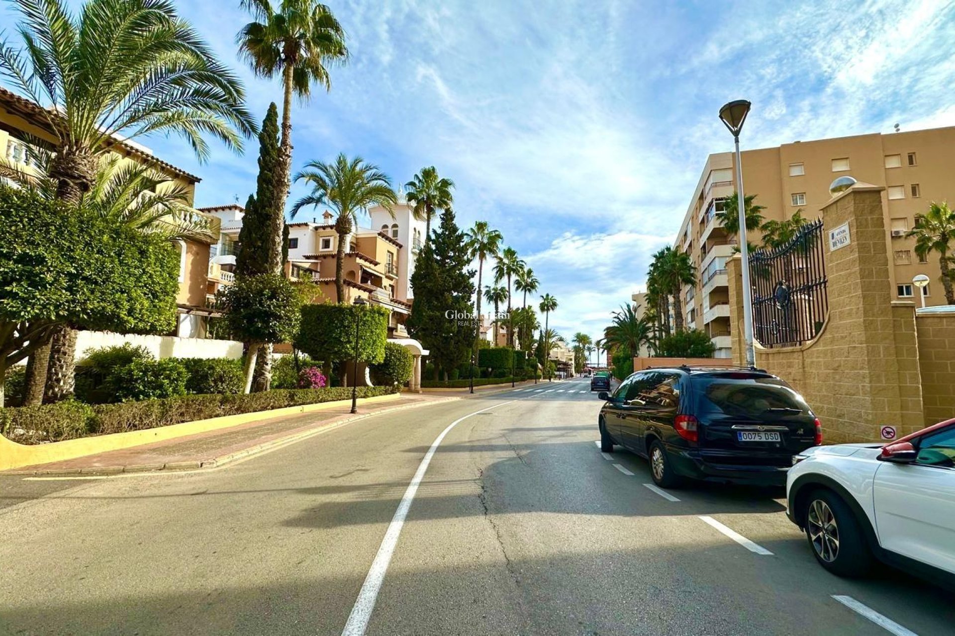 Revente - APPARTEMENT -
TORREVIEJA - Los Frutales