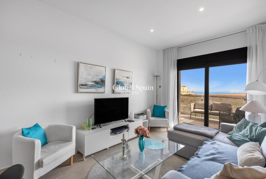 Revente - APPARTEMENT -
TORREVIEJA - Los Frutales