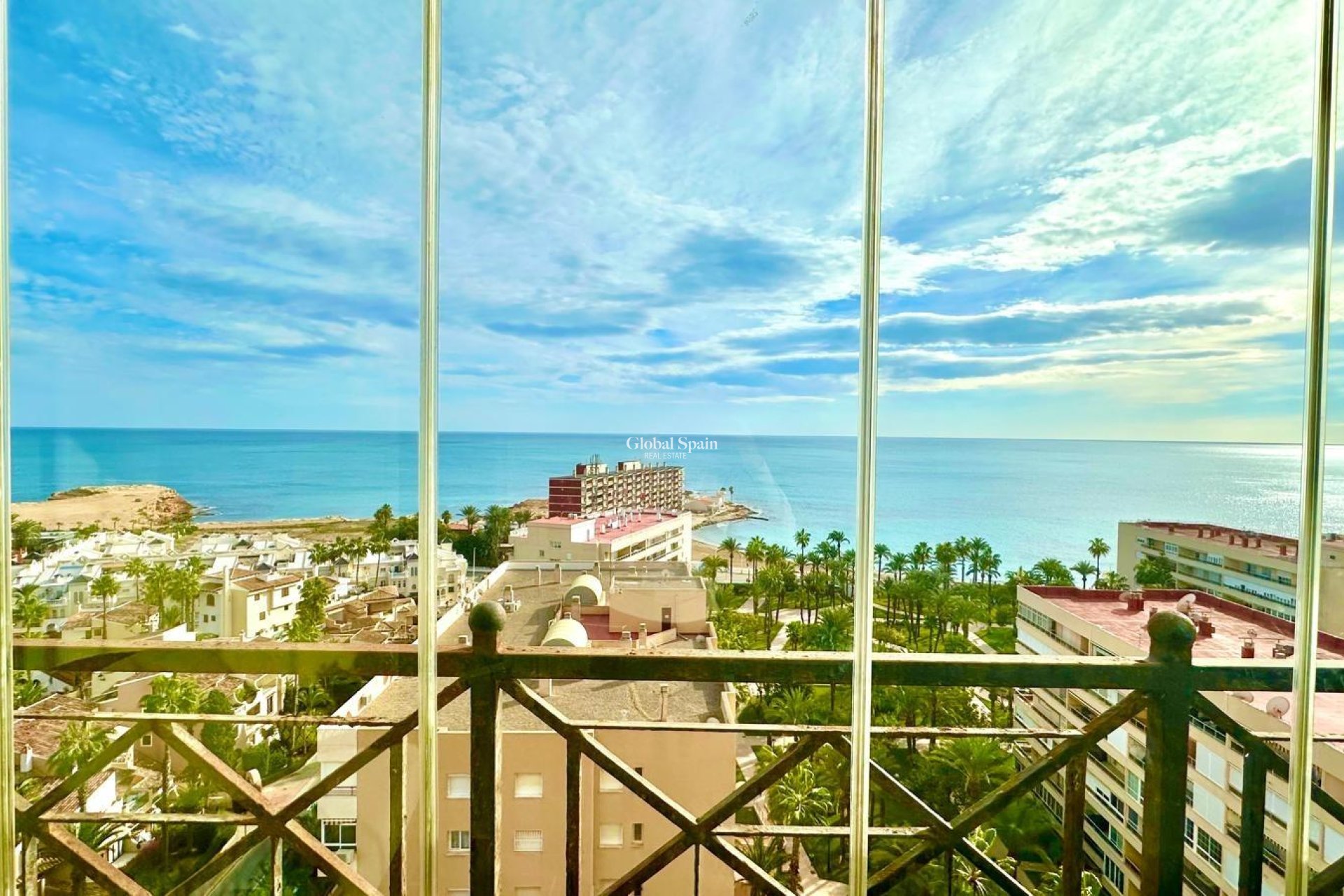 Revente - APPARTEMENT -
TORREVIEJA - Los Frutales