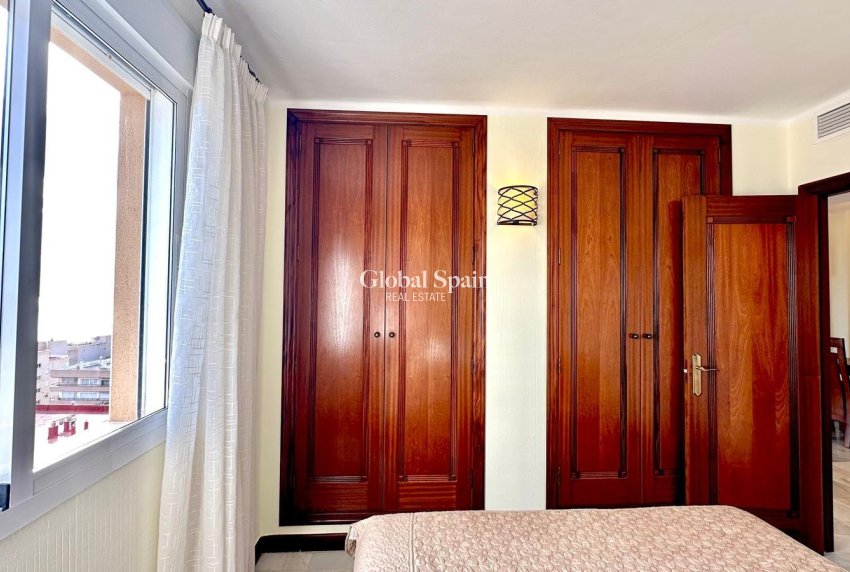 Revente - APPARTEMENT -
TORREVIEJA - Los Frutales
