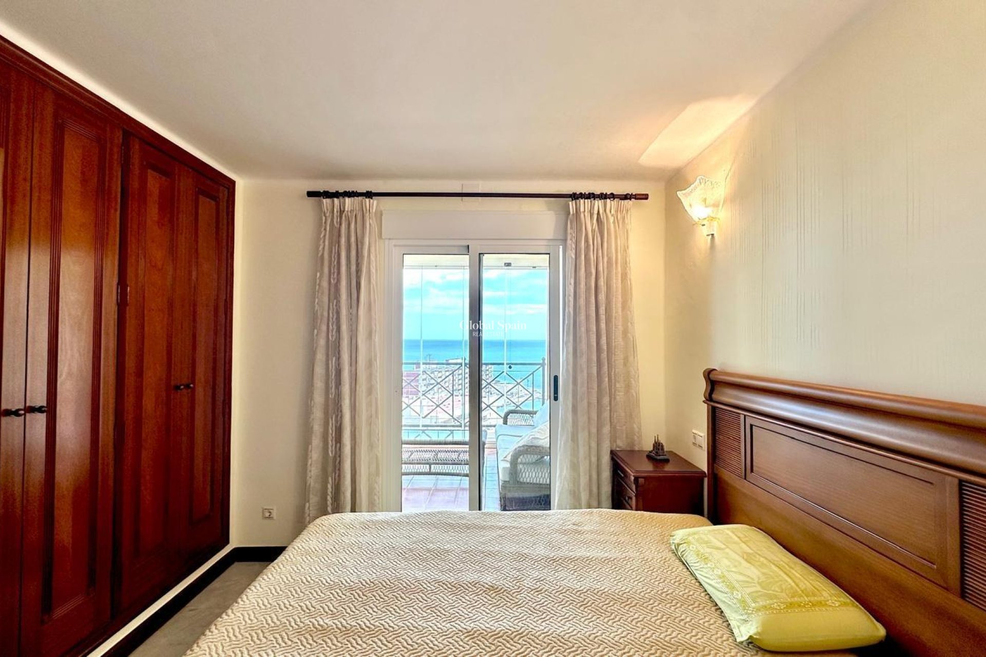 Revente - APPARTEMENT -
TORREVIEJA - Los Frutales
