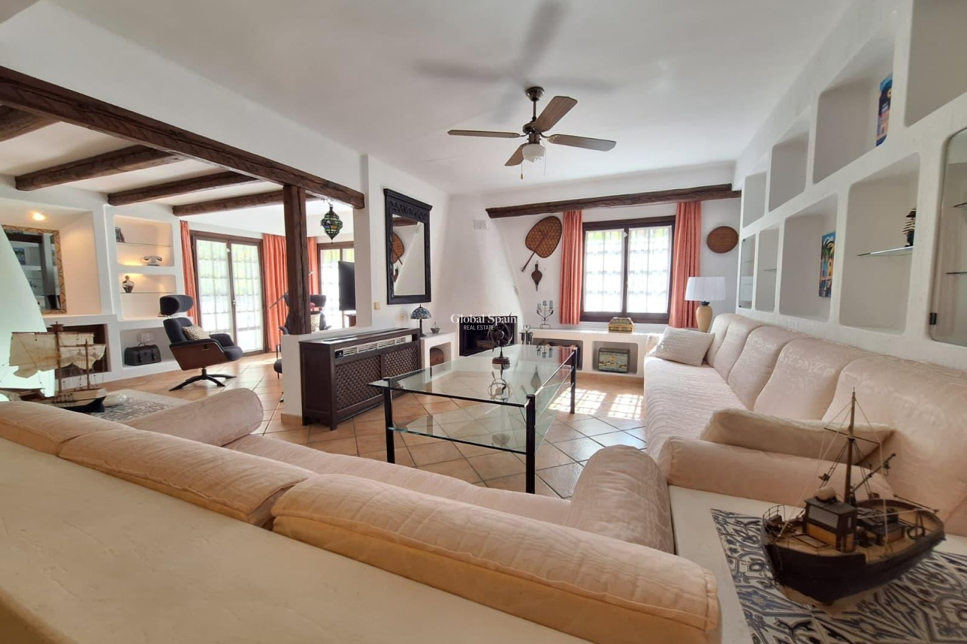 Revente - APPARTEMENT -
TORREVIEJA - Los Frutales