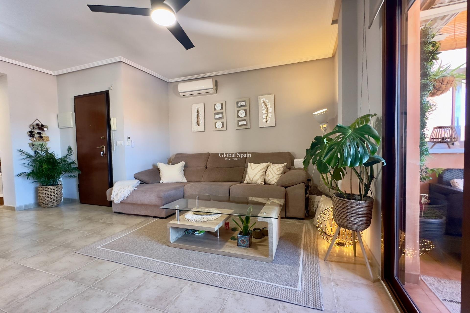 Revente - APPARTEMENT -
TORREVIEJA - Nueva Torrevieja