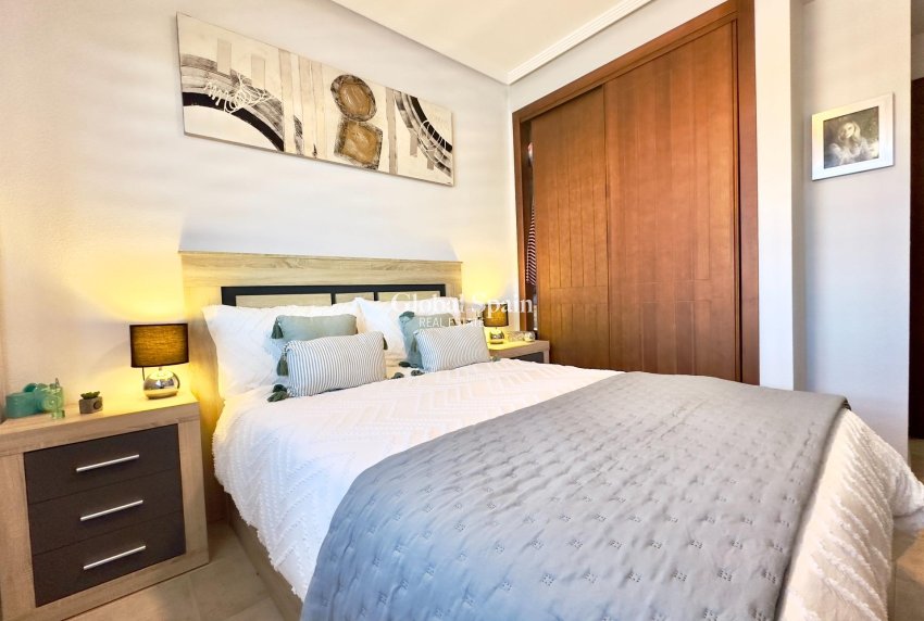 Revente - APPARTEMENT -
TORREVIEJA - Nueva Torrevieja