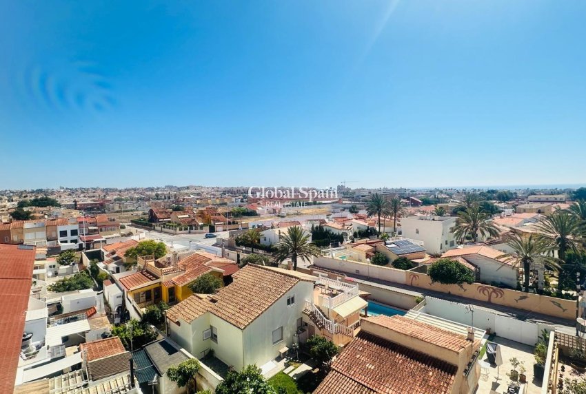 Revente - APPARTEMENT -
TORREVIEJA - Nueva Torrevieja