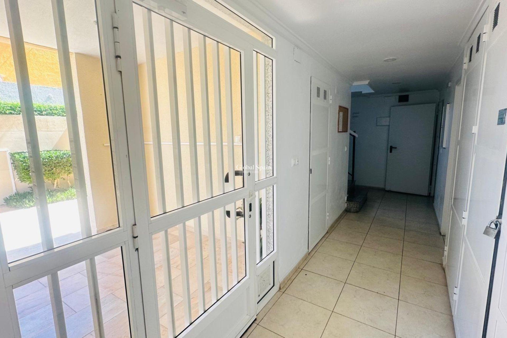 Revente - APPARTEMENT -
TORREVIEJA - Nueva Torrevieja