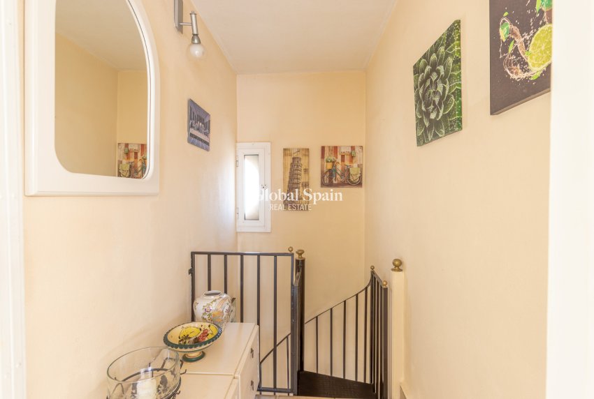 Revente - APPARTEMENT -
TORREVIEJA - Nueva Torrevieja
