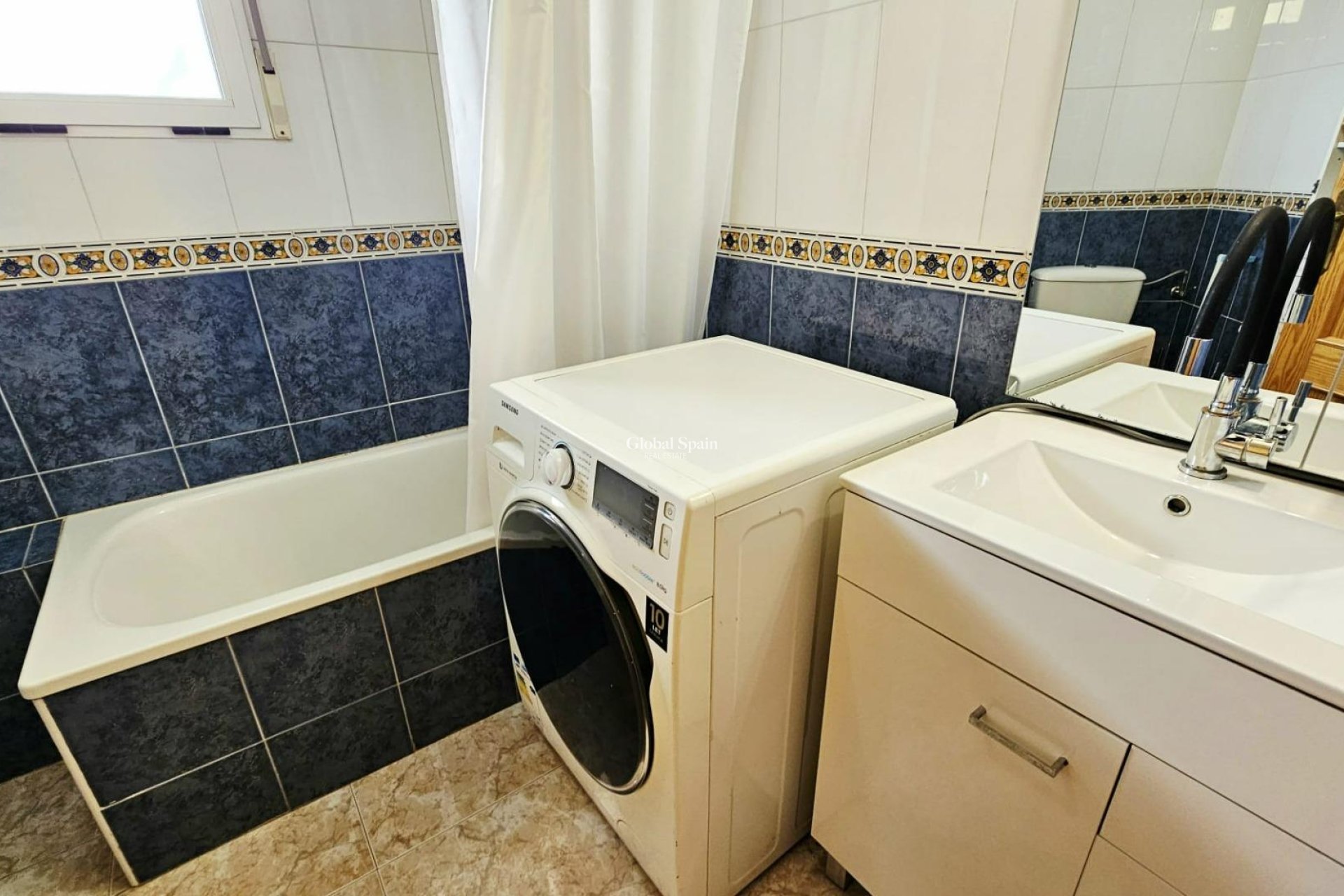 Revente - APPARTEMENT -
TORREVIEJA - Nueva Torrevieja