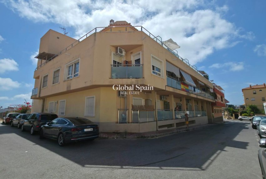 Revente - APPARTEMENT -
TORREVIEJA - Nueva Torrevieja