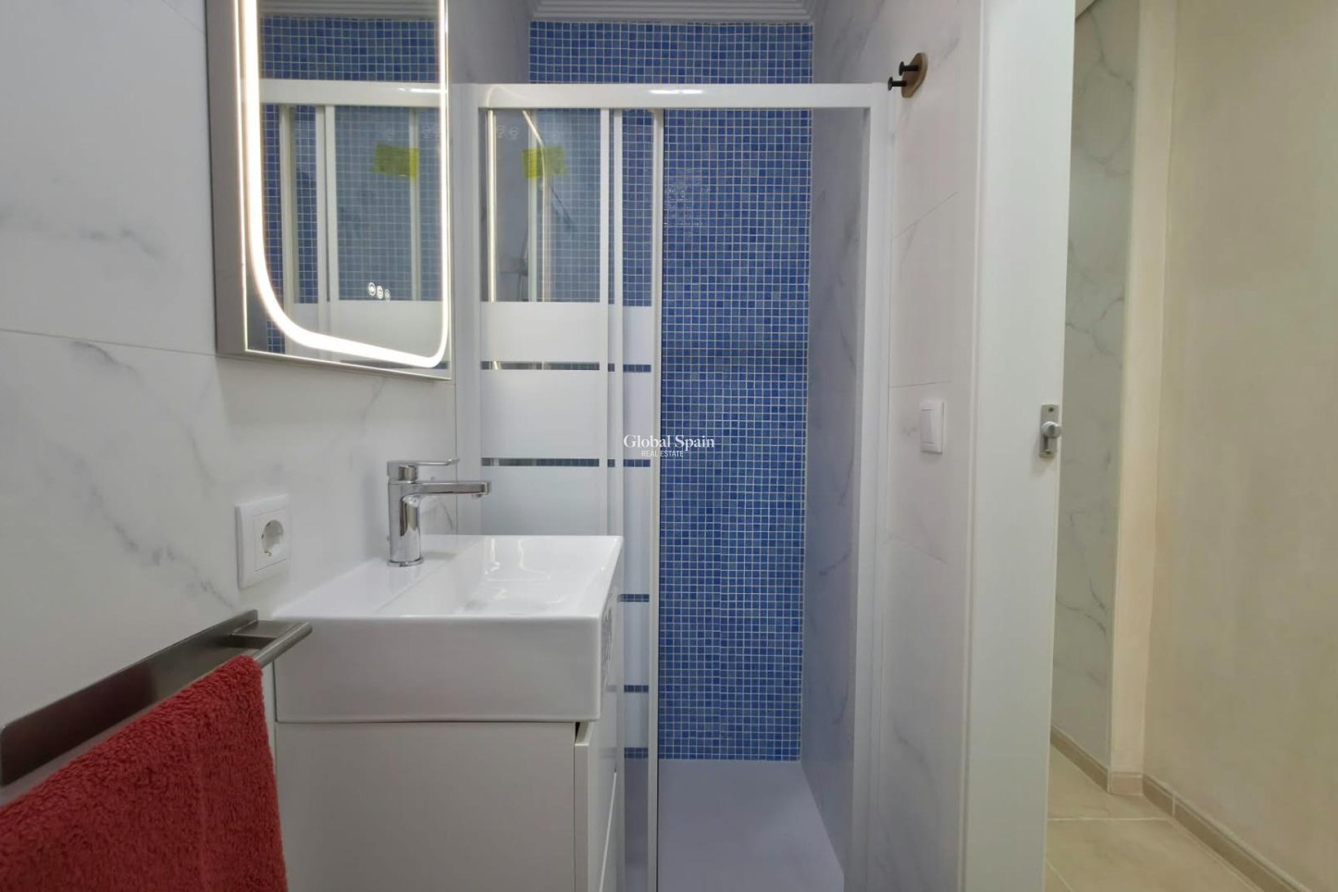 Revente - APPARTEMENT -
TORREVIEJA - Nueva Torrevieja