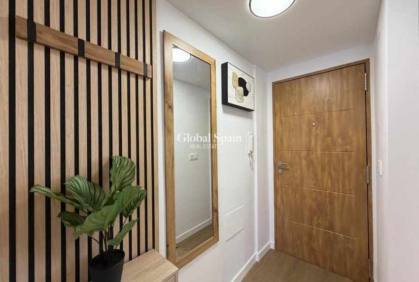 Revente - APPARTEMENT -
TORREVIEJA - Nueva Torrevieja