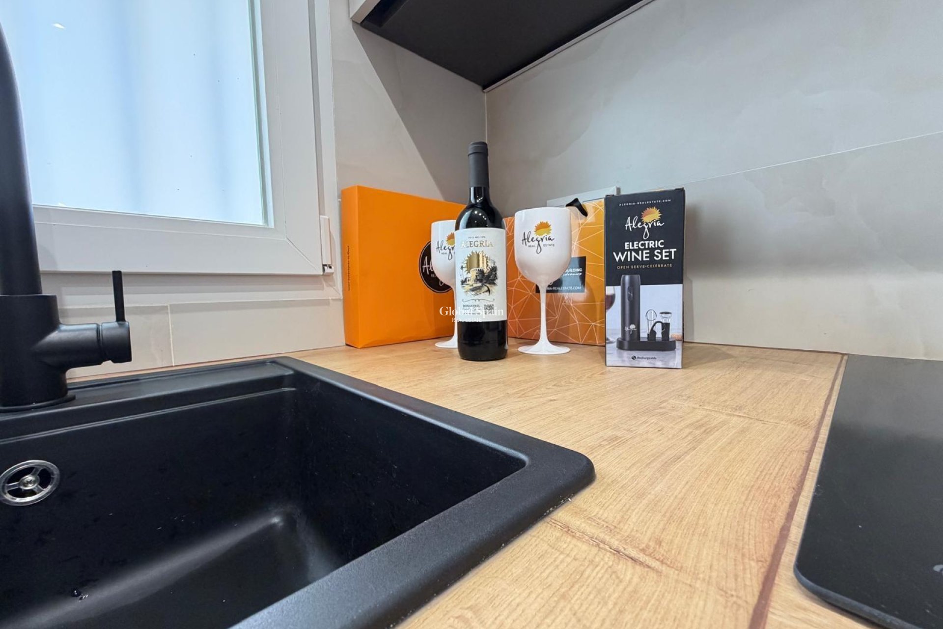 Revente - APPARTEMENT -
TORREVIEJA - Nueva Torrevieja