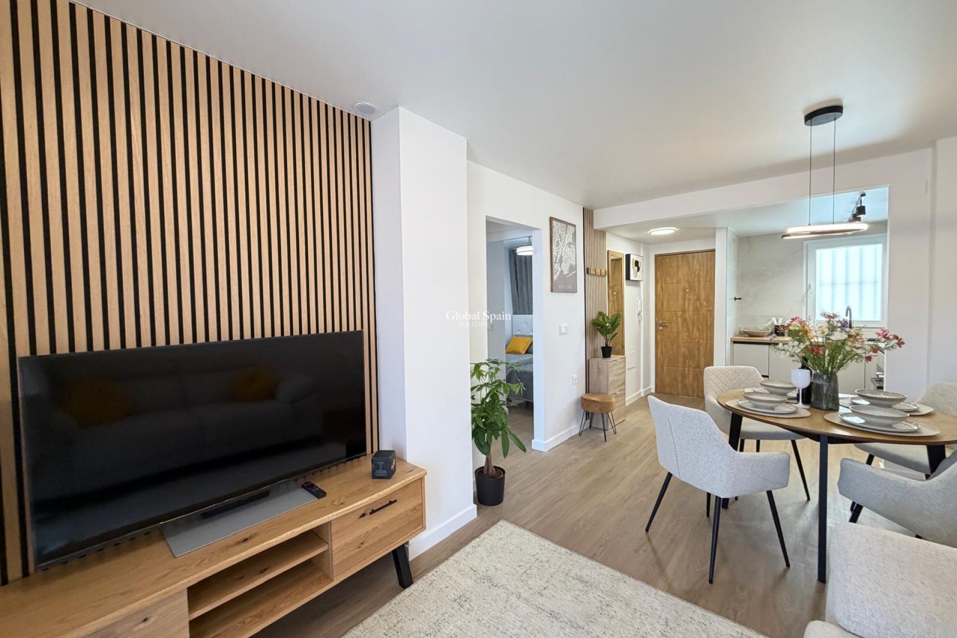 Revente - APPARTEMENT -
TORREVIEJA - Nueva Torrevieja