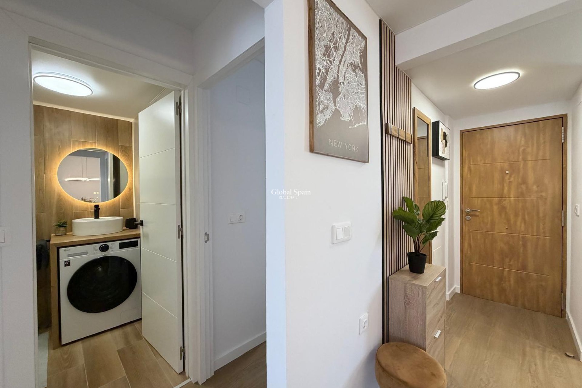 Revente - APPARTEMENT -
TORREVIEJA - Nueva Torrevieja