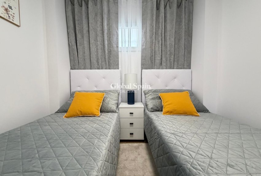 Revente - APPARTEMENT -
TORREVIEJA - Nueva Torrevieja