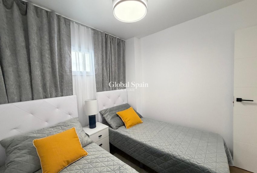 Revente - APPARTEMENT -
TORREVIEJA - Nueva Torrevieja