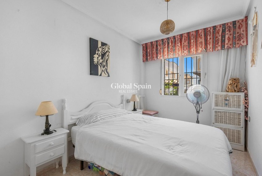 Revente - APPARTEMENT -
TORREVIEJA - Parque de las Naciones