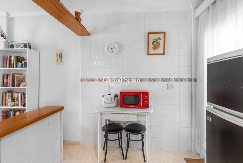 Revente - APPARTEMENT -
TORREVIEJA - Parque de las Naciones