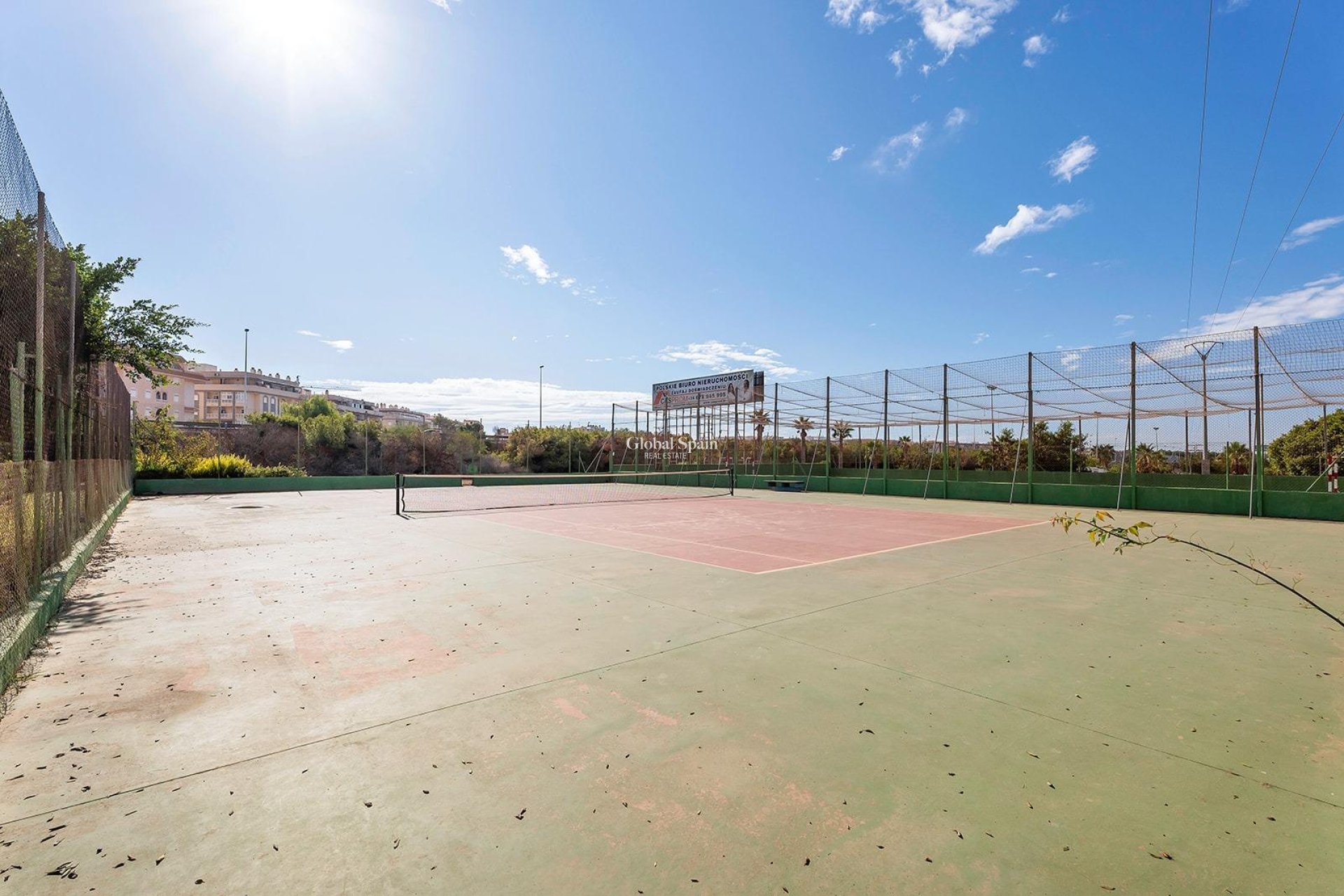 Revente - APPARTEMENT -
TORREVIEJA - Parque de las Naciones