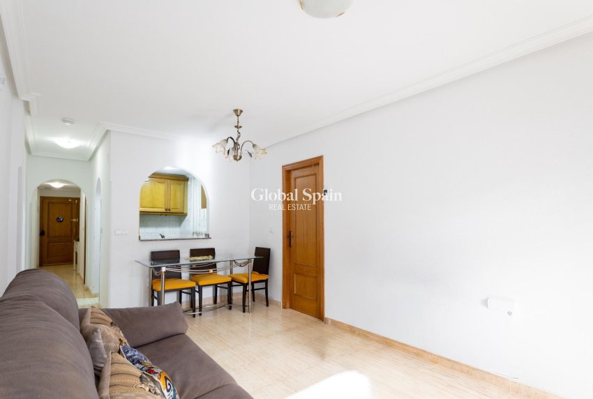 Revente - APPARTEMENT -
TORREVIEJA - Parque de las Naciones