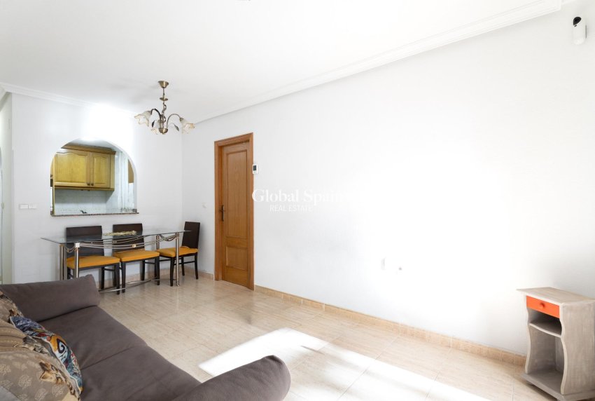 Revente - APPARTEMENT -
TORREVIEJA - Parque de las Naciones
