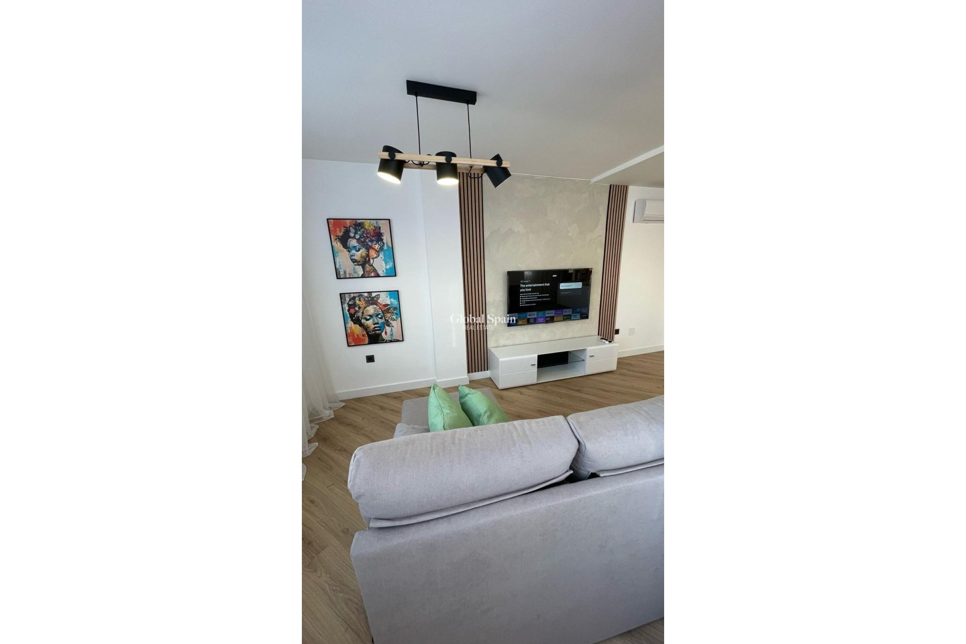 Revente - APPARTEMENT -
TORREVIEJA - Parque de las Naciones