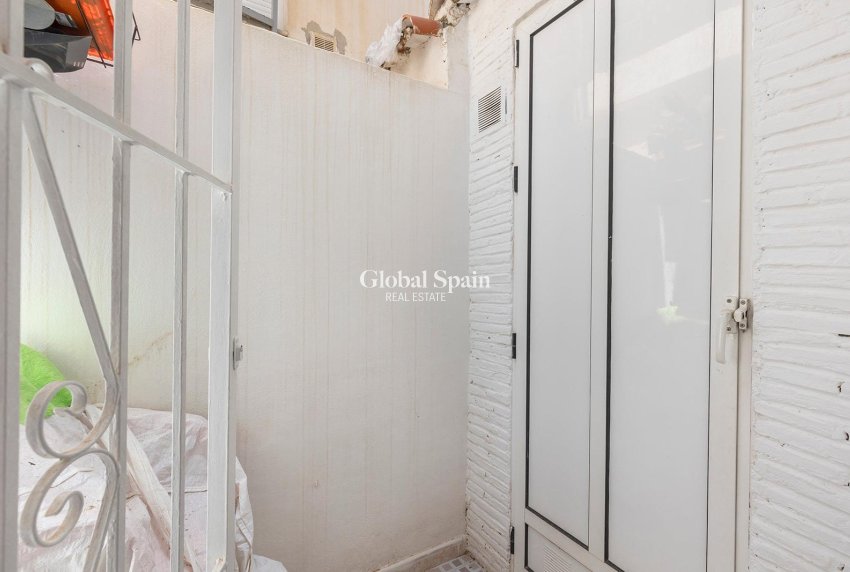 Revente - APPARTEMENT -
TORREVIEJA - Parque de las Naciones